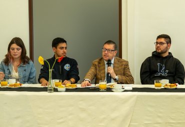 PUCV conmemora el Día Internacional del Voluntario destacando el liderazgo de sus estudiantes