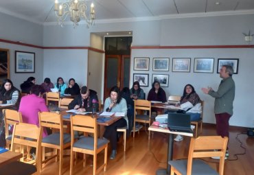 Escuela de Trabajo Social organizó jornadas de capacitación sobre protección de la niñez y adolescencia