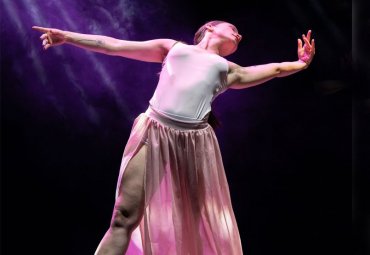“Más arte, más cultura” celebra abril con intervenciones de danza en vivo