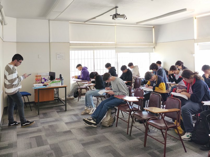 Más de 300 estudiantes de la región de Valparaíso participan en Olimpiada Nacional de Matemática