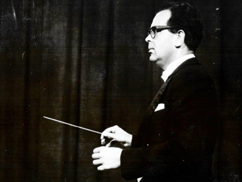PUCV rendirá homenaje al maestro Fernando Rosas
