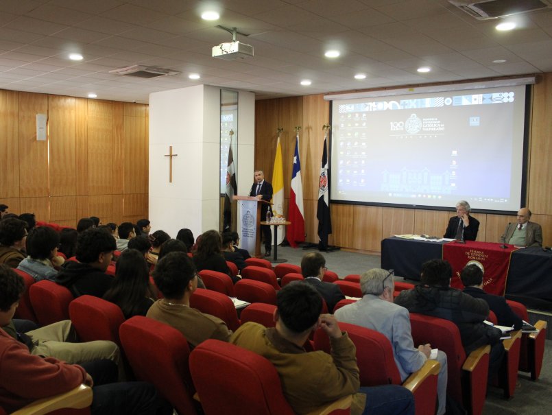 Instituto de Historia celebró nueva versión de las Semanas de Estudios Romanos