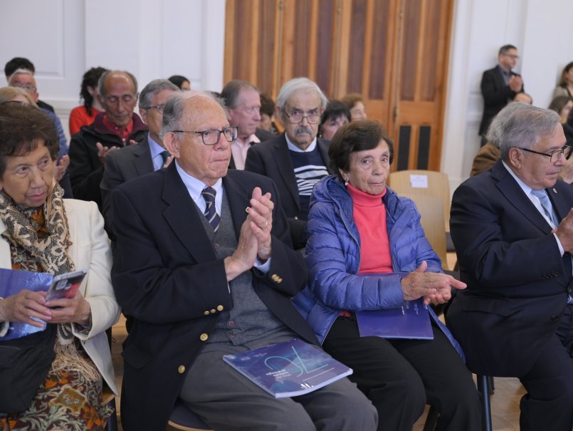 Con lanzamiento de libro Instituto de Biología celebra 70 años