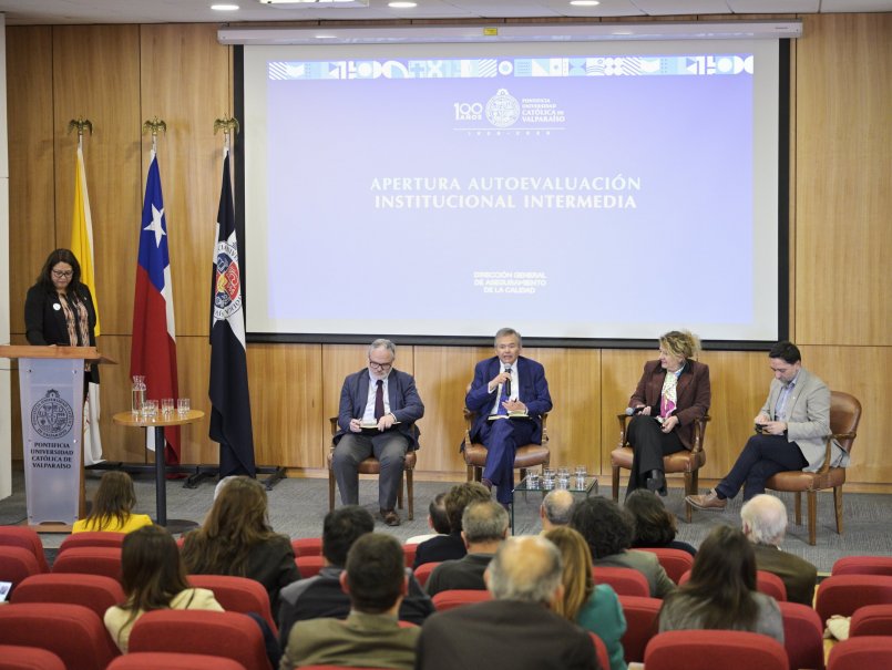 Comenzó Proceso de Autoevaluación Institucional Intermedia en la PUCV