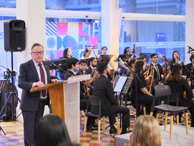 Orquesta de Cámara PUCV deleitó a rectoras y rectores del CRUCH con concierto