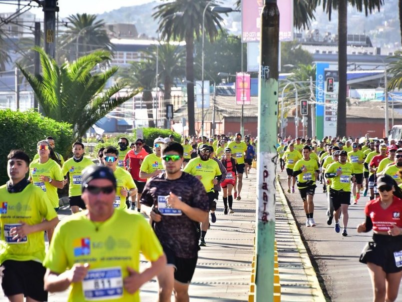 Más de 1.500 competidores dieron vida a una nueva versión de “Corriendo al Centenario PUCV”