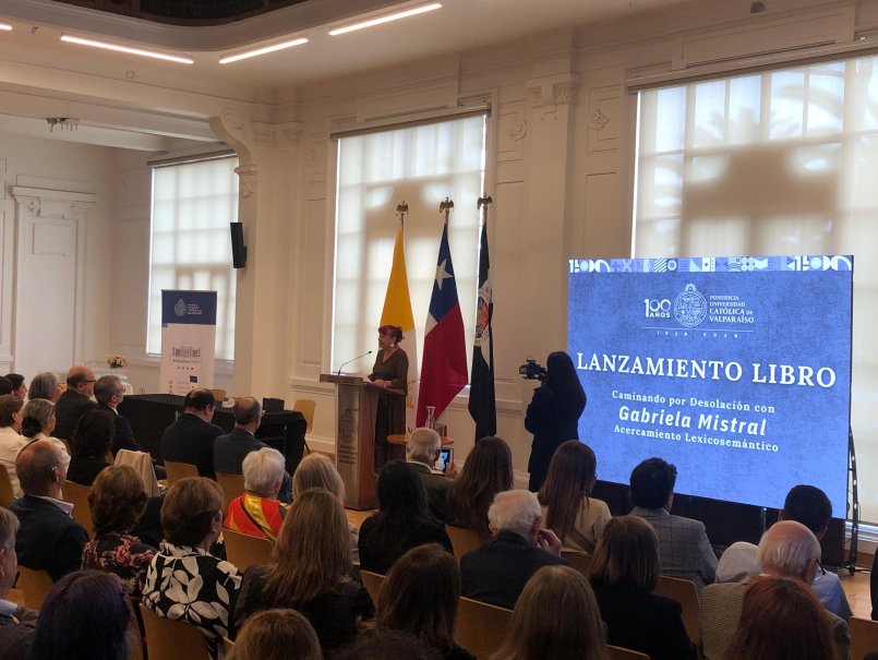 Destacando el legado de Gabriela Mistral se efectuó presentación del libro 