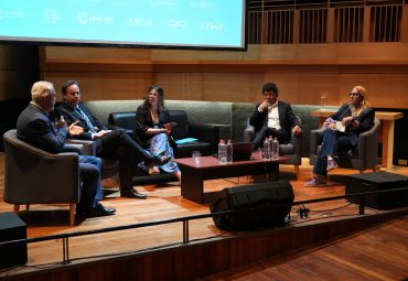 Universidad participa en segundo seminario enfocado en desarrollo estratégico regional