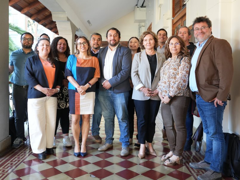 Programa “PUCV Conecta” culmina su ciclo de encuentros regionales articulando soluciones para los desafíos de la educación