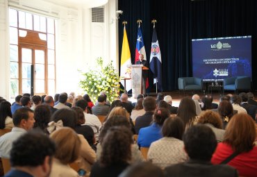Cardenal José Tolentino de Mendonça lideró encuentro con colegios católicos en la PUCV