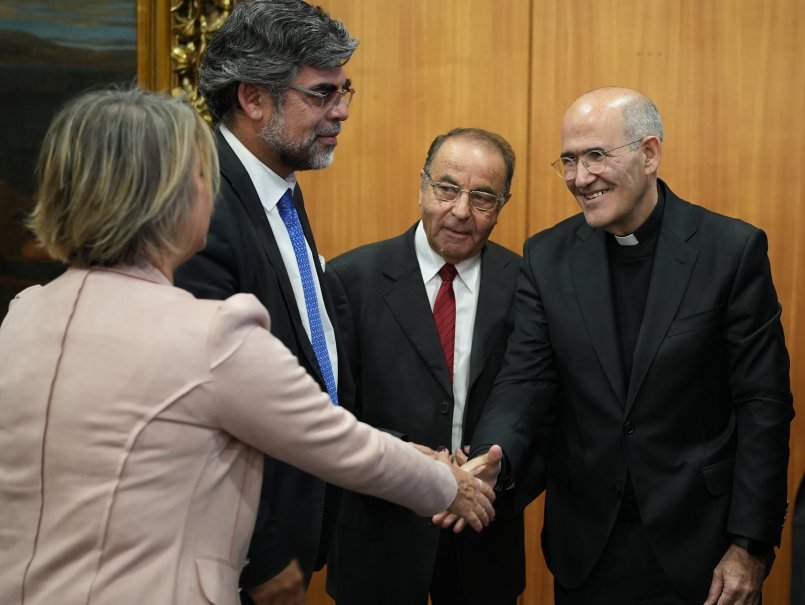 GALERÍA: Prefecto del Dicasterio para la Cultura y la Educación sostuvo encuentro con cuerpos colegiados