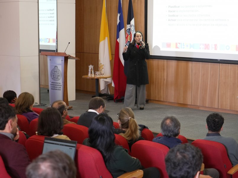 Calidad: con amplia participación universitaria se iniciaron “Diálogos con la Comunidad”