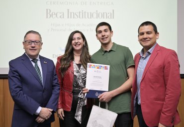 Video: Universidad entregó becas institucionales a hijos e hijas de la comunidad PUCV