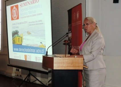 Destacada profesora australiana expuso sobre Derecho Internacional, Seguridad Alimentaria y Recursos Marinos