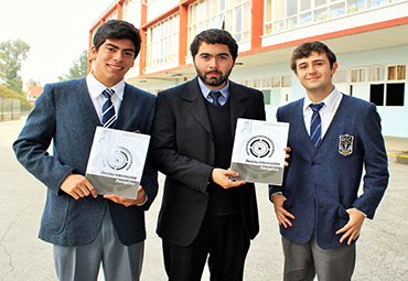 Colegio Rubén Castro de Viña del Mar realizó lanzamiento de su revista Panóptico