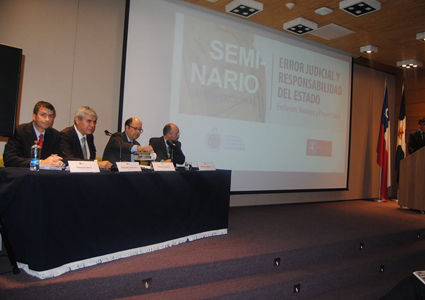 Escuela de Derecho PUCV realizó el seminario “Error judicial y responsabilidad del Estado: evolución, avances y proyecciones”