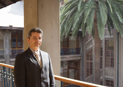 Francisco Sanz, abogado de la U. Externado de Colombia, es el nuevo Doctor en Derecho PUCV