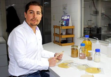 Dr. Pablo Ulloa: “Estamos elaborando envases naturales biodegradables, que no dejan residuos perjudiciales para el medioambiente”