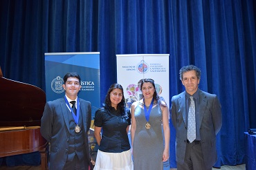 Nuevos graduados en Magíster de la Facultad de Ciencia reciben su diploma en Casa Central