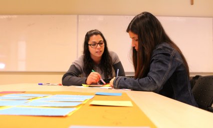 Taller de Design Thinking contó con la participación de 15 profesionales de distintas Unidades académicas de la PUCV