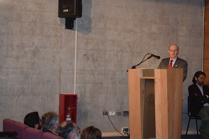 Instituto de Biología gradúa una nueva camada de su Magíster