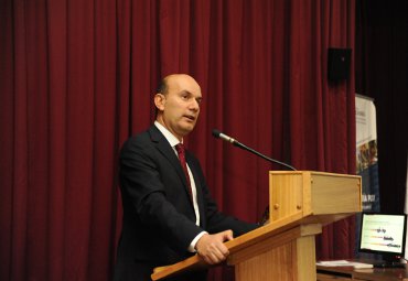 Ministra de Minería inaugura seminario sobre sustentabilidad de los recursos hídricos en la PUCV