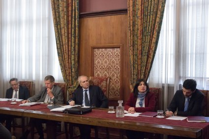 Profesora Claudia Bahamondes Oyarzún defendió su tesis doctoral en la PUCV