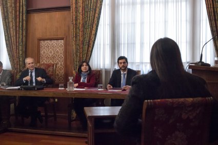 Profesora Claudia Bahamondes Oyarzún defendió su tesis doctoral en la PUCV