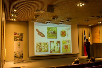 Seminario de cierre del proyecto “Desarrollo de un nuevo producto, en base a feromonas, para el control de P. auraria”