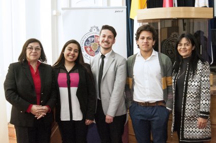 PUCV realiza ceremonia de despedida a alumnos que comienzan intercambio en segundo semestre 2017