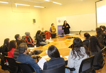 AlCubo PUCV realizó primera reunión con estudiantes voluntarios de los Clubes de Emprendimiento 2017