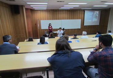 Facultad Eclesiástica de Teología efectuó el III Coloquio "Teología y Pensamiento: Finalismo y cosmología en Platón y Aristóteles”
