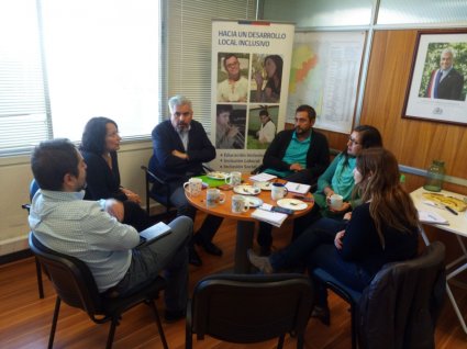 Profesor Eduardo Caamaño expone sobre Ley de Inclusión Laboral ante funcionarios de SENADIS