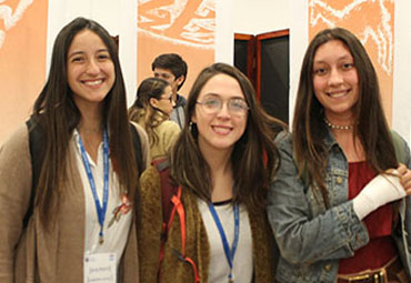 Responsabilidad Social Universitaria: Estudiantes PUCV son voluntarios en colegios de la Región de Valparaíso
