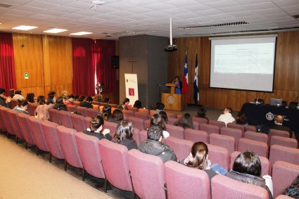 Escuela de Trabajo Social realiza Seminario Internacional “La Ciudad Experienciada”