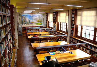 Derecho PUCV implementa mejoras en su biblioteca