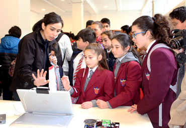 Cerca de 300 escolares de la región de Valparaíso participaron en Primer Festival de Robots realizado en la PUCV