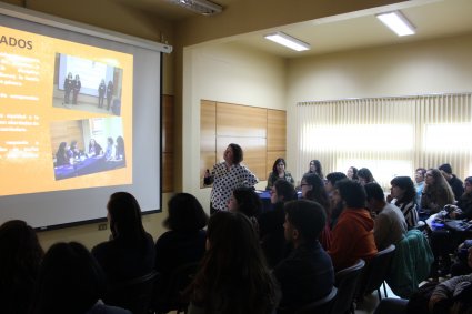 Periodismo PUCV realiza seminario sobre perspectiva de género en investigación y enseñanza de la Comunicación