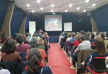 Facultad de Filosofía y Educación inauguró con éxito curso sobre destacados autores italianos contemporáneos