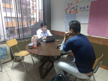 Voluntarios de Derecho PUCV han atendido más de 100 causas en consultorio jurídico para migrantes