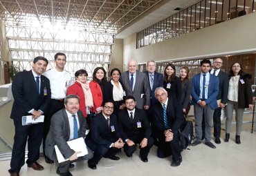 Senado realiza homenaje a profesor Raúl Allard