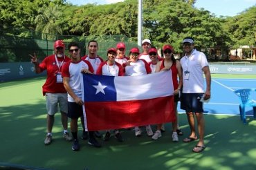 Estudiante de EFI PUCV participa en Mundial de Tenis unificado