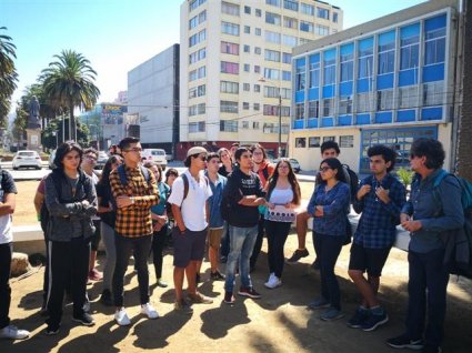 El Instituto de Geografía recibió a los nuevos alumnos de la promoción 2019 en jornada de inducción y terreno por Valparaíso.