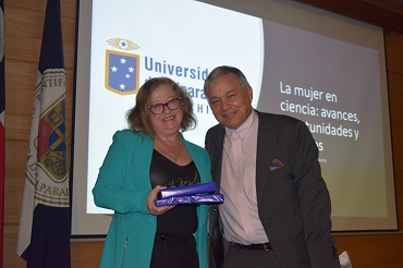 Dra. Caroline Weinstein Inaugura año Académico de la Facultad