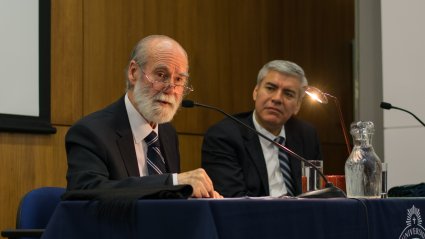 Profesor Eduardo Soto Kloss imparte conferencia en la XIII Versión del Diplomado en Derecho Administrativo