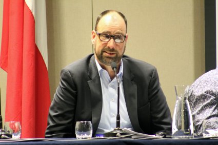 Derecho PUCV realiza seminario sobre la regulación del trabajo