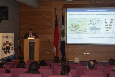 Dr. Fabián Jaksic se presentó en la Facultad de Ciencias