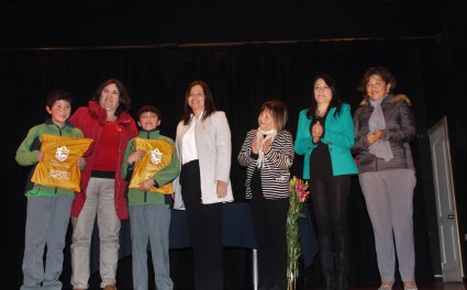 BETA PUCV y DAEM de Quintero firman convenio