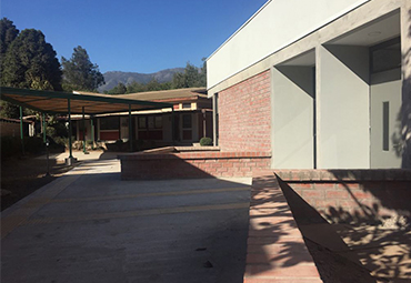 Escuela de Agronomía inaugura nueva aula para la docencia