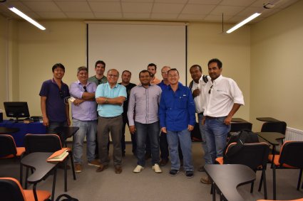 Productores brasileños visitan la Escuela de Agronomía para conocer sobre el desarrollo del cultivo de paltas en Chile